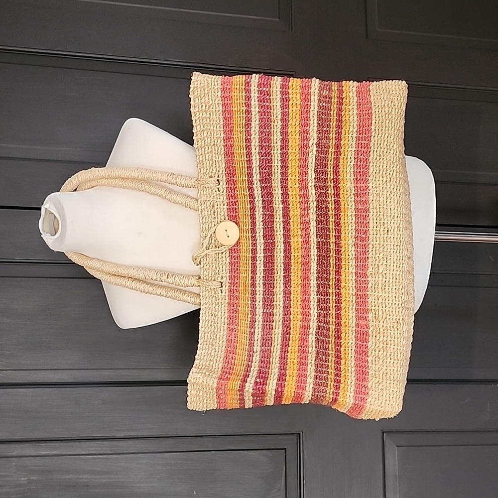 Handwoven tote